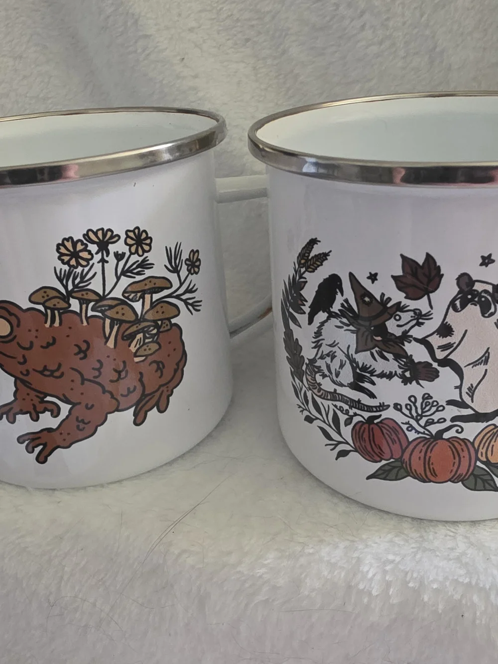 🍂 Vintage-Vibe Goblincore & Whimsical Autumn Enamel Mug Set 🐸
